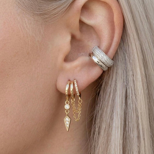 Johanne, boucle d'oreille triple chaîne effet 3 perçages – Fïve Paris