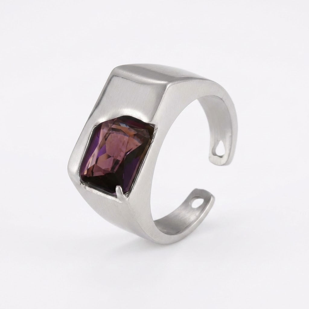 Olivia, bague carrée zircone – détail – Fïve Paris